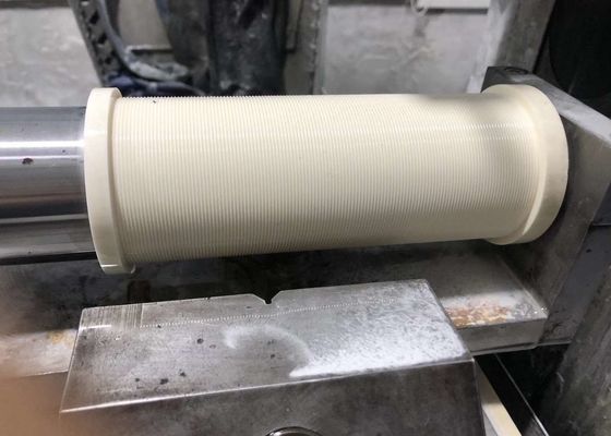 เซรามิกอ๊อกไซด์อลูมิเนียม ความต้านทานต่อความละเอียด 1012 Ω·cm ความแข็งแรงในการบิด 400 MPa